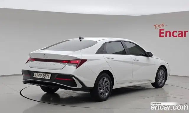 Hyundai Avante 2023 1.6 автомат (гидро), миниатюра 2 Hyundai Avante 2023 1.6 автомат (гидро), миниатюра 2