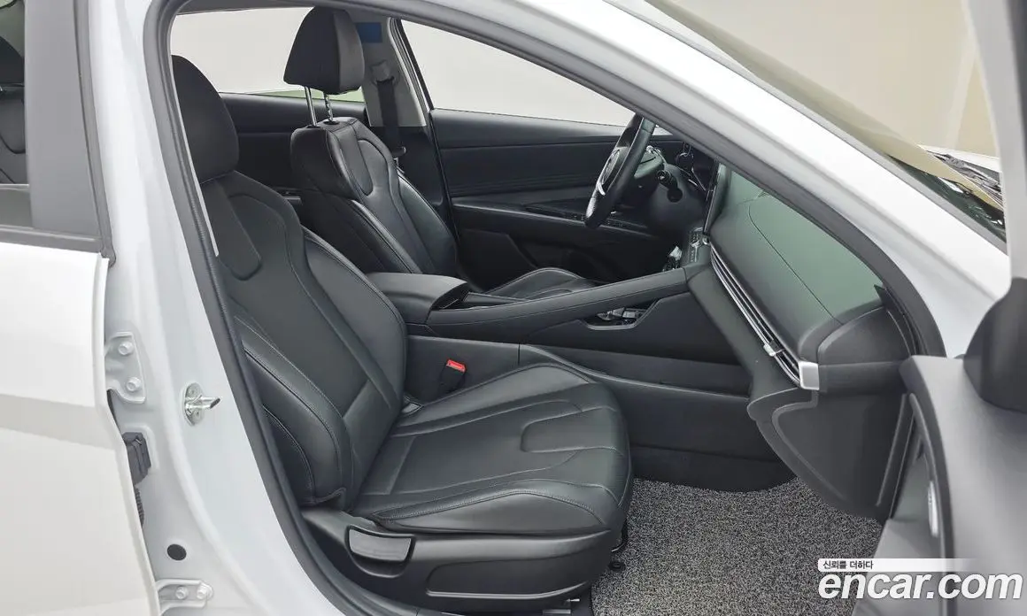 Hyundai Avante 2023 1.6 автомат (гидро), фото 11 Hyundai Avante 2023 1.6 автомат (гидро), фото 11