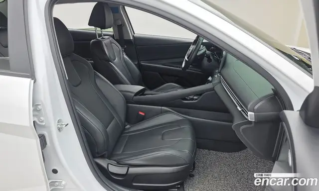 Hyundai Avante 2023 1.6 автомат (гидро), миниатюра 11 Hyundai Avante 2023 1.6 автомат (гидро), миниатюра 11