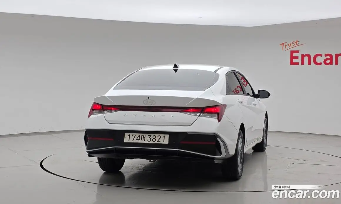 Hyundai Avante 2023 1.6 автомат (гидро), фото 4 Hyundai Avante 2023 1.6 автомат (гидро), фото 4