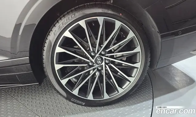 Hyundai Grandeur 2023 2.5 автомат (гидро), миниатюра 4 Hyundai Grandeur 2023 2.5 автомат (гидро), миниатюра 4