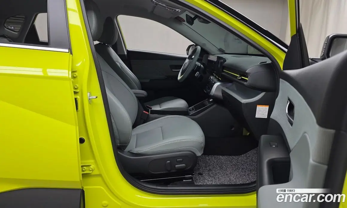Hyundai Kona 2023 1.6 автомат (гидро), фото 16