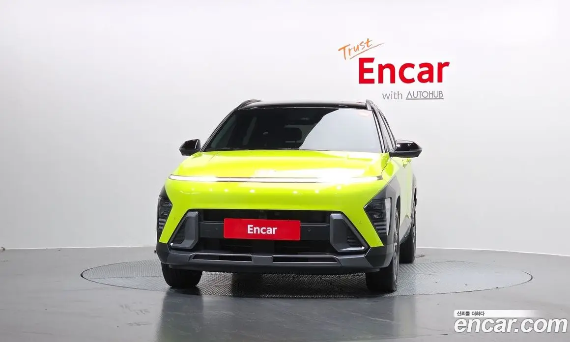 Hyundai Kona 2023 1.6 автомат (гидро), фото 3