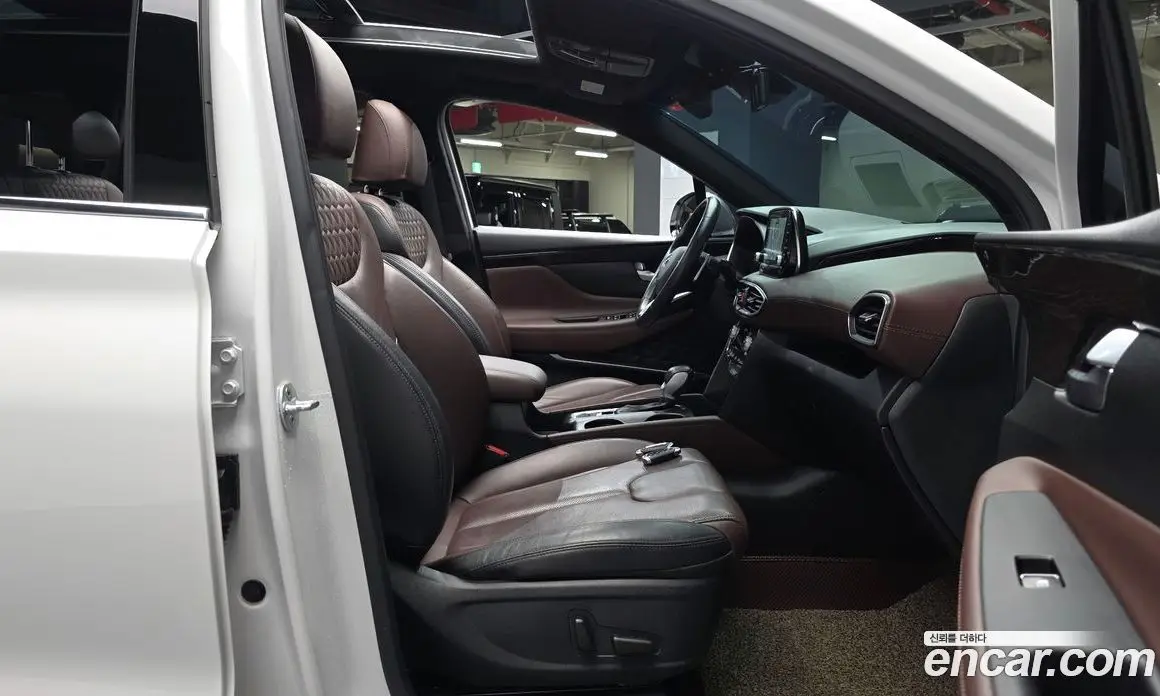Hyundai Santa Fe 2018 2.0 автомат (гидро), фото 15 Hyundai Santa Fe 2018 2.0 автомат (гидро), фото 15
