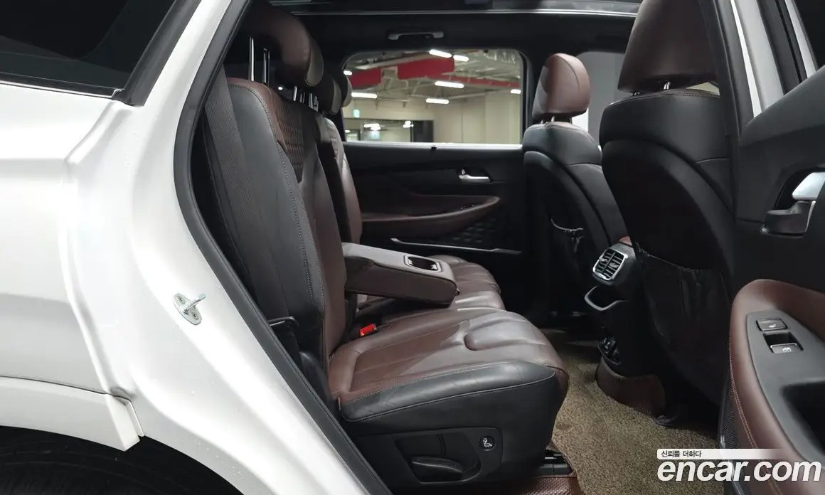 Hyundai Santa Fe 2018 2.0 автомат (гидро), фото 16 Hyundai Santa Fe 2018 2.0 автомат (гидро), фото 16