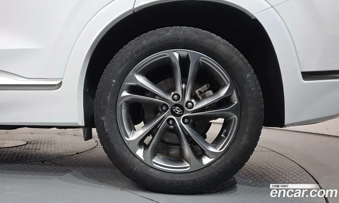 Hyundai Santa Fe 2018 2.0 автомат (гидро), фото 6 Hyundai Santa Fe 2018 2.0 автомат (гидро), фото 6