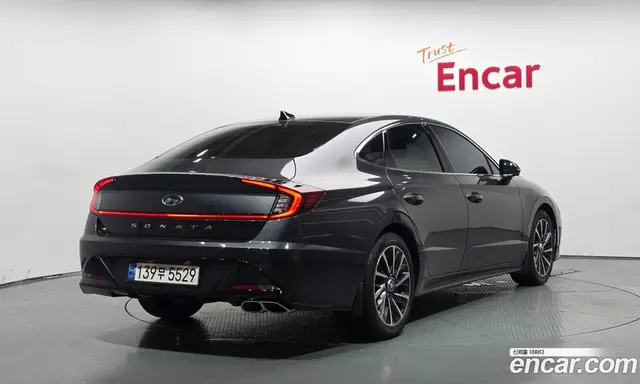 Hyundai Sonata 2022 1.6 автомат (гидро), миниатюра 1 Hyundai Sonata 2022 1.6 автомат (гидро), миниатюра 1