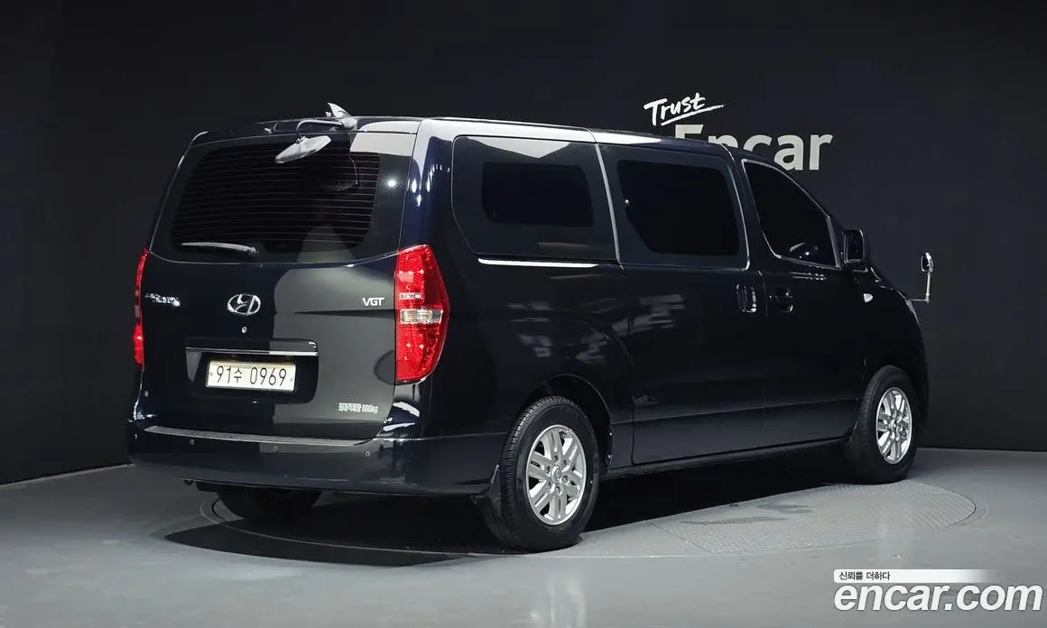 Hyundai Starex 2020 2.5 автомат (гидро), фото 2 Hyundai Starex 2020 2.5 автомат (гидро), фото 2