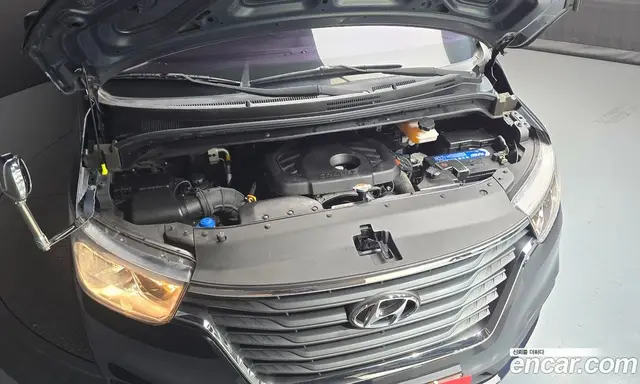 Hyundai Starex 2020 2.5 автомат (гидро), миниатюра 6 Hyundai Starex 2020 2.5 автомат (гидро), миниатюра 6
