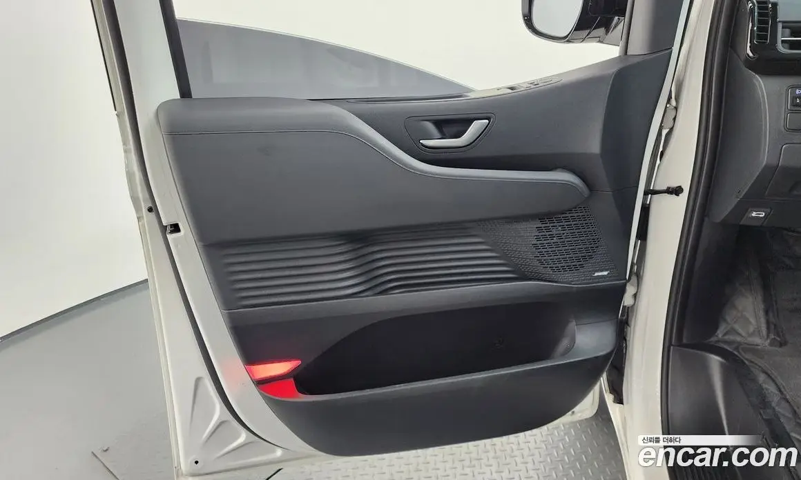 Hyundai Staria 2022 3.5 автомат (гидро), фото 14 Hyundai Staria 2022 3.5 автомат (гидро), фото 14