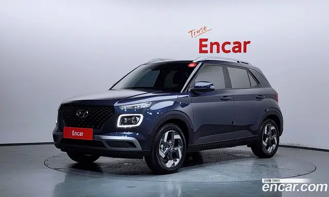 Hyundai Venue 2023 1.6 автомат (гидро), миниатюра 1 Hyundai Venue 2023 1.6 автомат (гидро), миниатюра 1