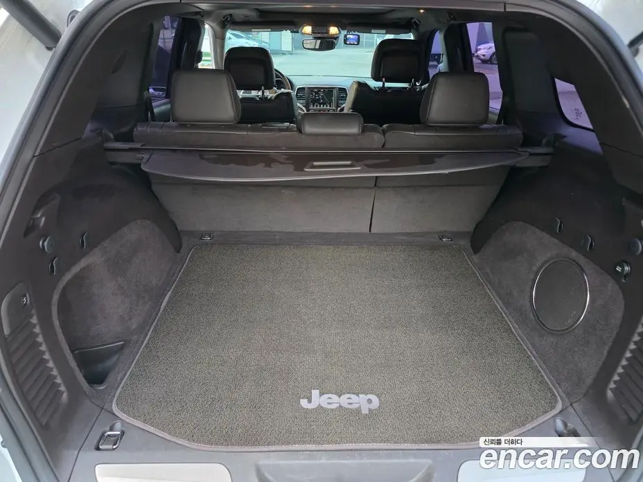 Jeep Cherokee 2018 3.0 автомат (гидро), фото 12