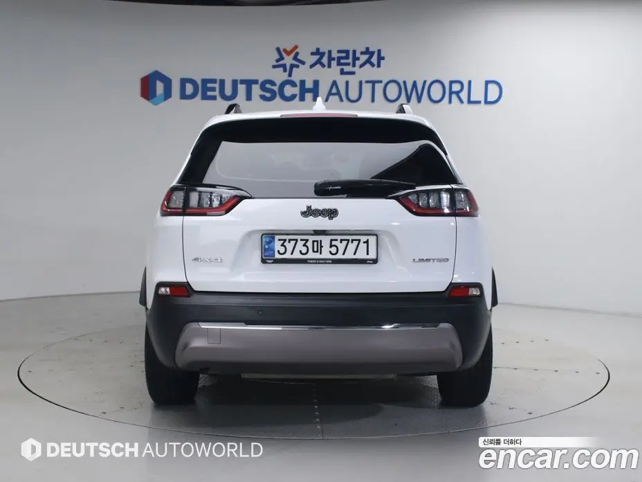 Jeep Cherokee 2022 2.4 автомат (гидро), фото 4 Jeep Cherokee 2022 2.4 автомат (гидро), фото 4