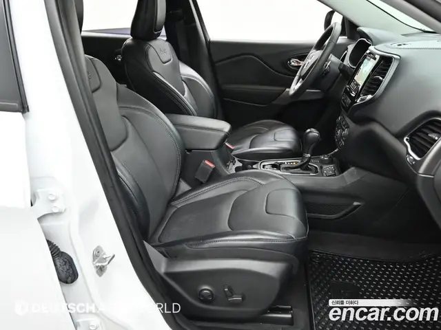 Jeep Cherokee 2022 2.4 автомат (гидро), миниатюра 10 Jeep Cherokee 2022 2.4 автомат (гидро), миниатюра 10