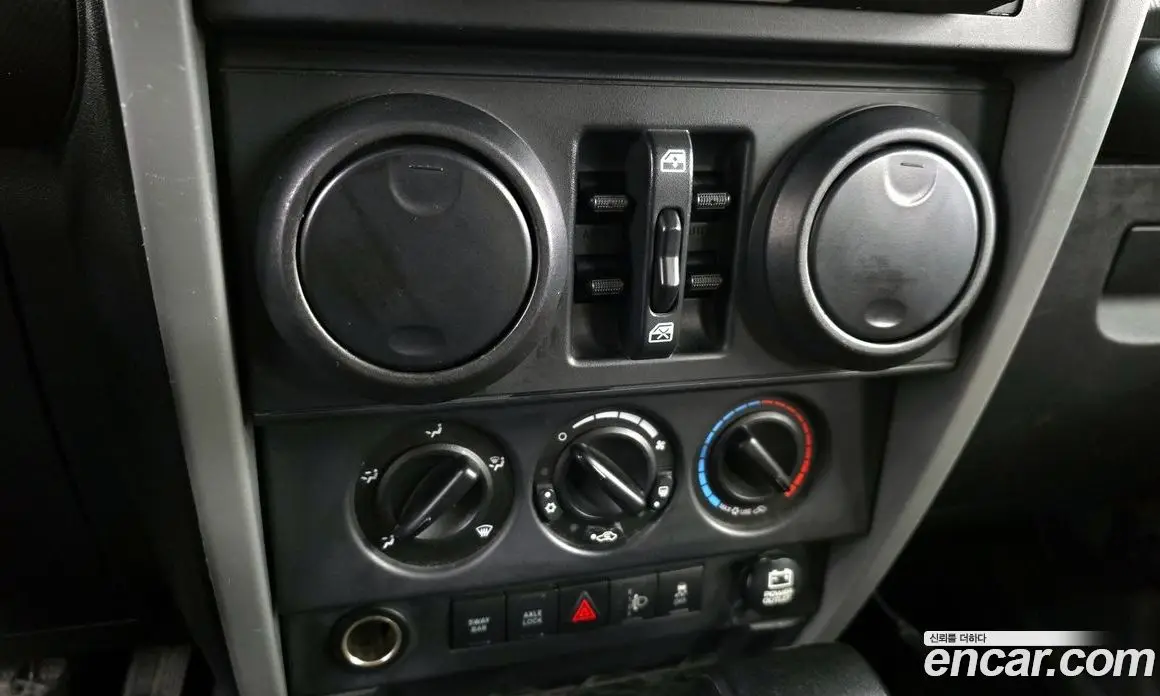 Jeep Wrangler 2010 2.8 автомат (гидро), фото 18 Jeep Wrangler 2010 2.8 автомат (гидро), фото 18