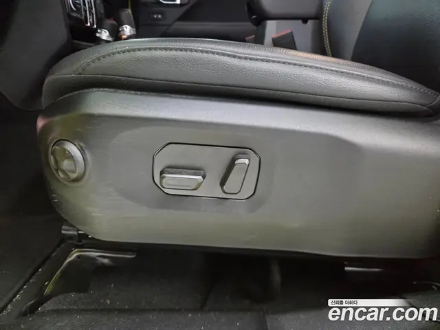 Jeep Wrangler 2024 2.0 автомат (гидро), миниатюра 12