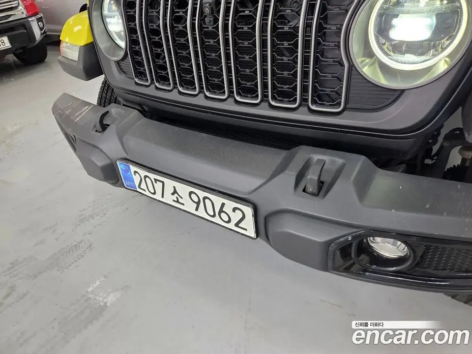 Jeep Wrangler 2024 2.0 автомат (гидро), фото 19 Jeep Wrangler 2024 2.0 автомат (гидро), фото 19
