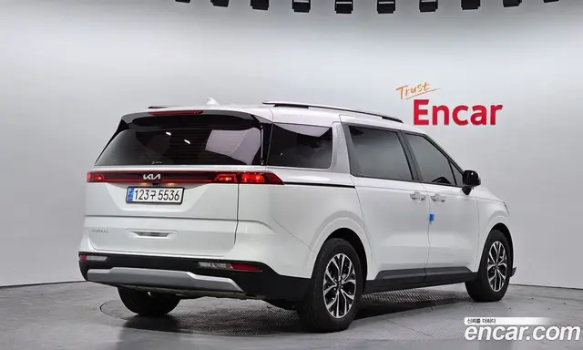 Kia Carnival 2023 2.2 автомат (гидро), миниатюра 2 Kia Carnival 2023 2.2 автомат (гидро), миниатюра 2