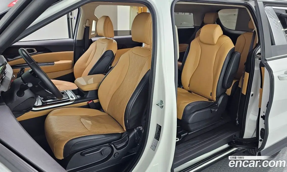 Kia Carnival 2023 2.2 автомат (гидро), фото 18 Kia Carnival 2023 2.2 автомат (гидро), фото 18