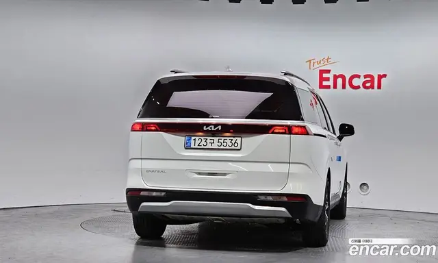 Kia Carnival 2023 2.2 автомат (гидро), миниатюра 4 Kia Carnival 2023 2.2 автомат (гидро), миниатюра 4