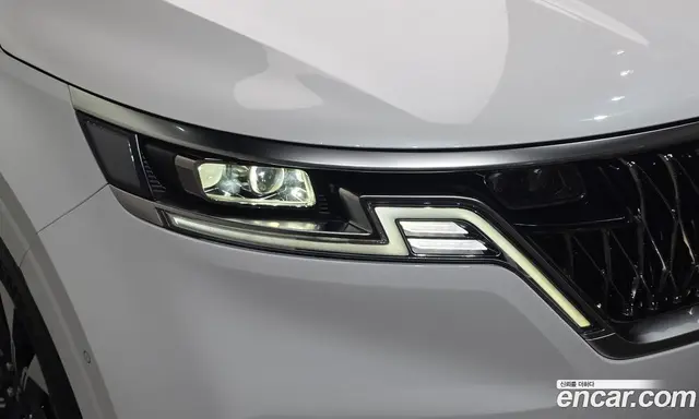 Kia Carnival 2023 2.2 автомат (гидро), миниатюра 8 Kia Carnival 2023 2.2 автомат (гидро), миниатюра 8
