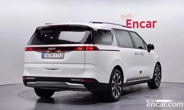 Kia Carnival 2023 2.2 автомат (гидро), миниатюра 2