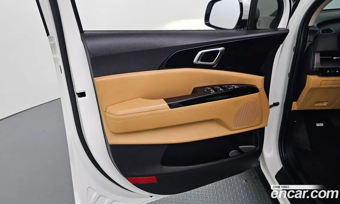 Kia Carnival 2023 2.2 автомат (гидро), фото 14