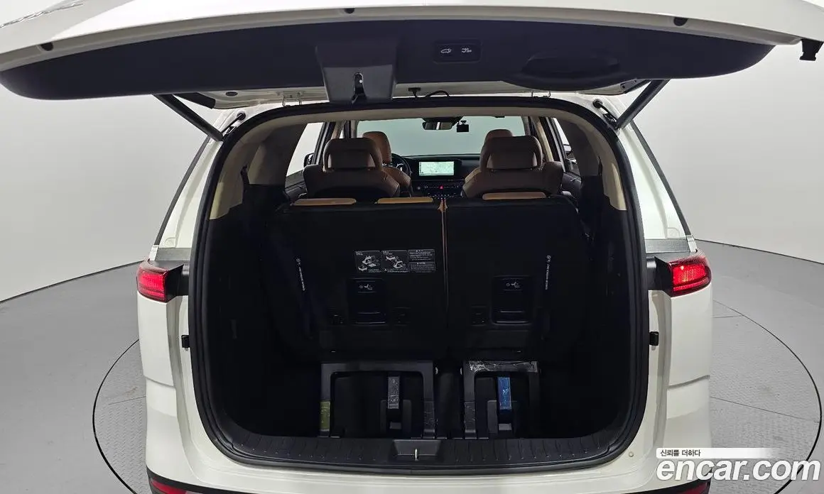 Kia Carnival 2023 2.2 автомат (гидро), фото 26