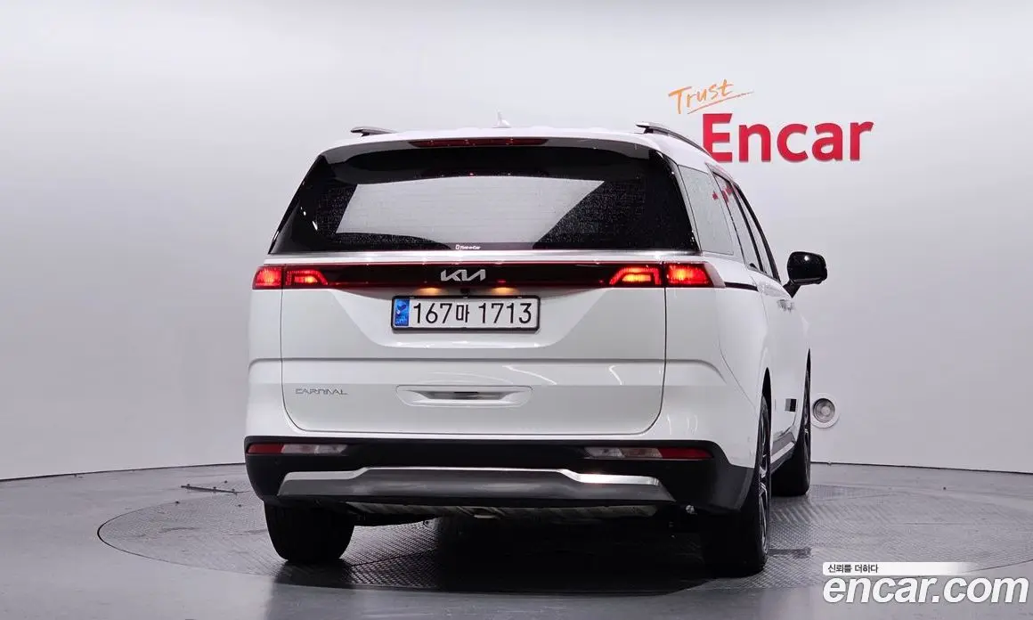 Kia Carnival 2023 2.2 автомат (гидро), фото 4