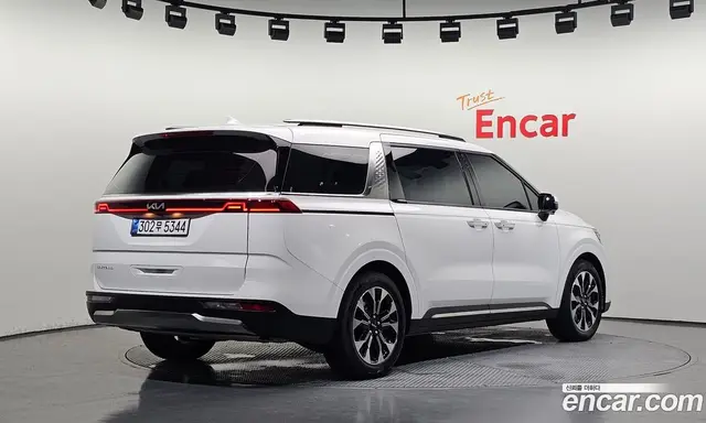 Kia Carnival 2023 3.5 автомат (гидро), миниатюра 2 Kia Carnival 2023 3.5 автомат (гидро), миниатюра 2