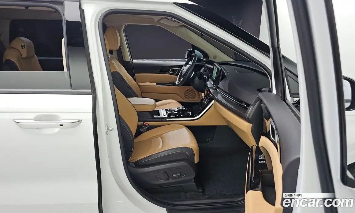 Kia Carnival 2023 3.5 автомат (гидро), фото 16 Kia Carnival 2023 3.5 автомат (гидро), фото 16