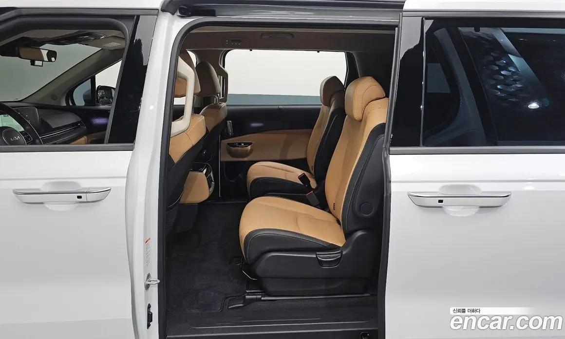 Kia Carnival 2023 3.5 автомат (гидро), фото 18 Kia Carnival 2023 3.5 автомат (гидро), фото 18
