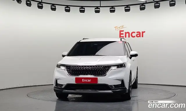 Kia Carnival 2023 3.5 автомат (гидро), миниатюра 3 Kia Carnival 2023 3.5 автомат (гидро), миниатюра 3