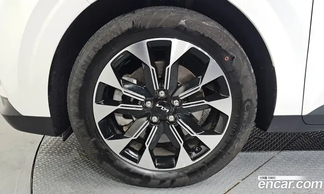 Kia Carnival 2023 3.5 автомат (гидро), миниатюра 5 Kia Carnival 2023 3.5 автомат (гидро), миниатюра 5