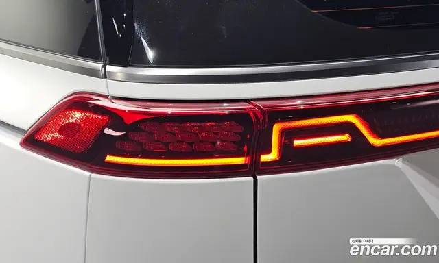 Kia Carnival 2023 3.5 автомат (гидро), миниатюра 9 Kia Carnival 2023 3.5 автомат (гидро), миниатюра 9