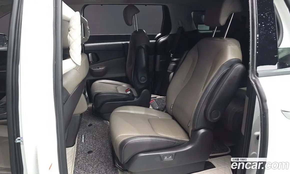 Kia Carnival 2024 3.5 автомат (гидро), фото 18 Kia Carnival 2024 3.5 автомат (гидро), фото 18