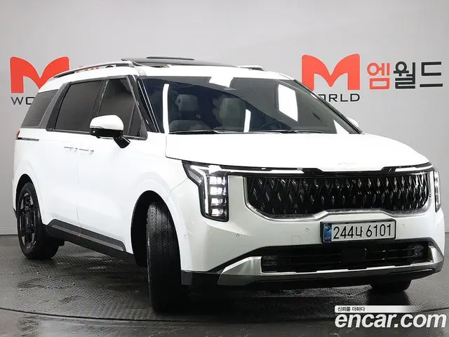 Kia Carnival 2024 2.2 автомат (гидро), миниатюра 2