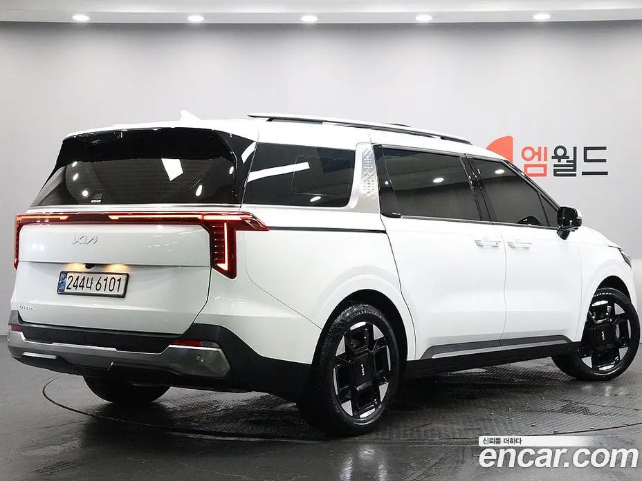 Kia Carnival 2024 2.2 автомат (гидро), фото 3