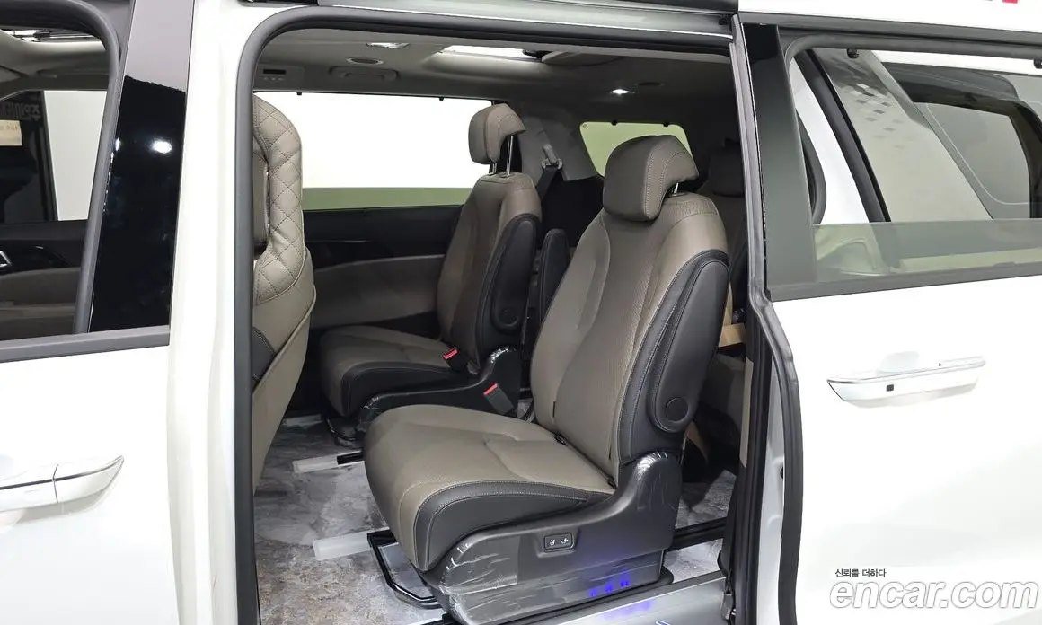 Kia Carnival 2026 1.6 автомат (гидро), фото 17 Kia Carnival 2026 1.6 автомат (гидро), фото 17