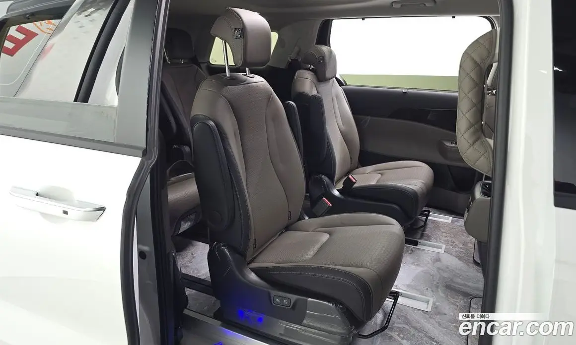 Kia Carnival 2026 1.6 автомат (гидро), фото 19 Kia Carnival 2026 1.6 автомат (гидро), фото 19