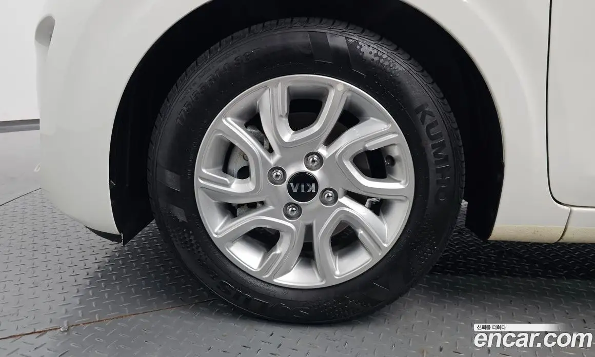 Kia Morning 2019 1.0 автомат (гидро), фото 4 Kia Morning 2019 1.0 автомат (гидро), фото 4