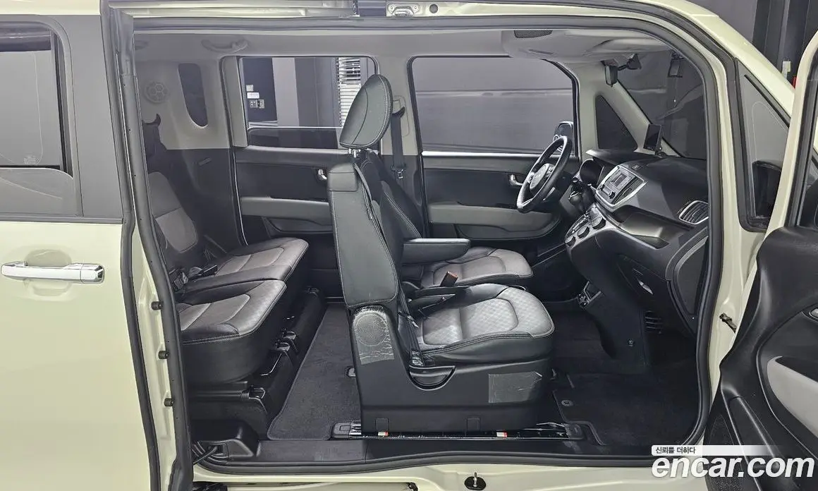 Kia Ray 2022 1.0 автомат (гидро), фото 16