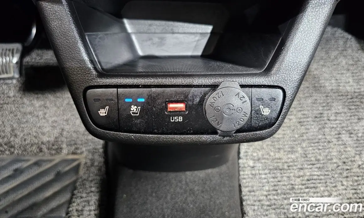 Kia Ray 2023 1.0 автомат (гидро), фото 12