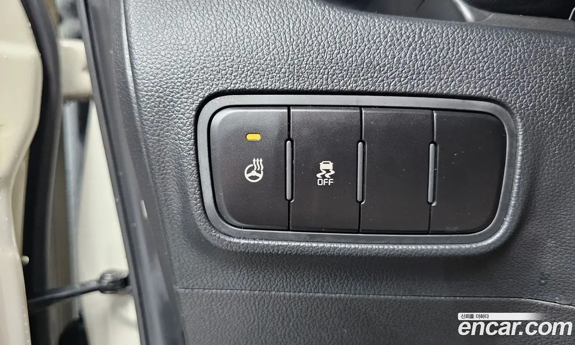 Kia Ray 2023 1.0 автомат (гидро), фото 16
