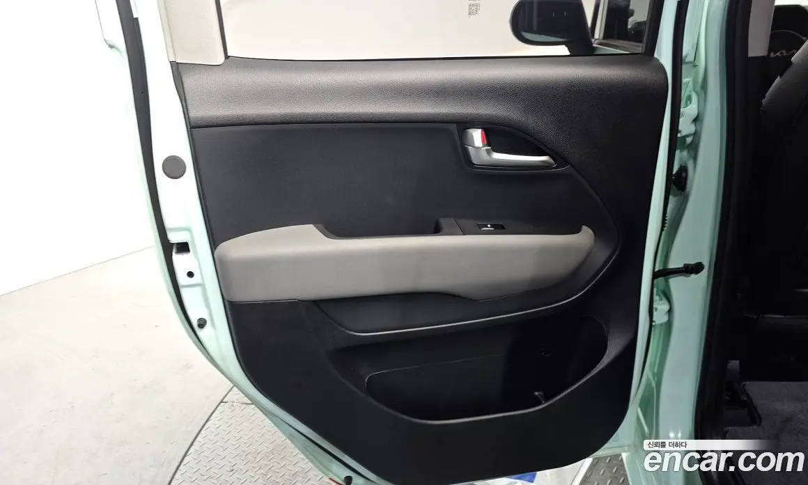 Kia Ray 2024 1.0 автомат (гидро), фото 15 Kia Ray 2024 1.0 автомат (гидро), фото 15