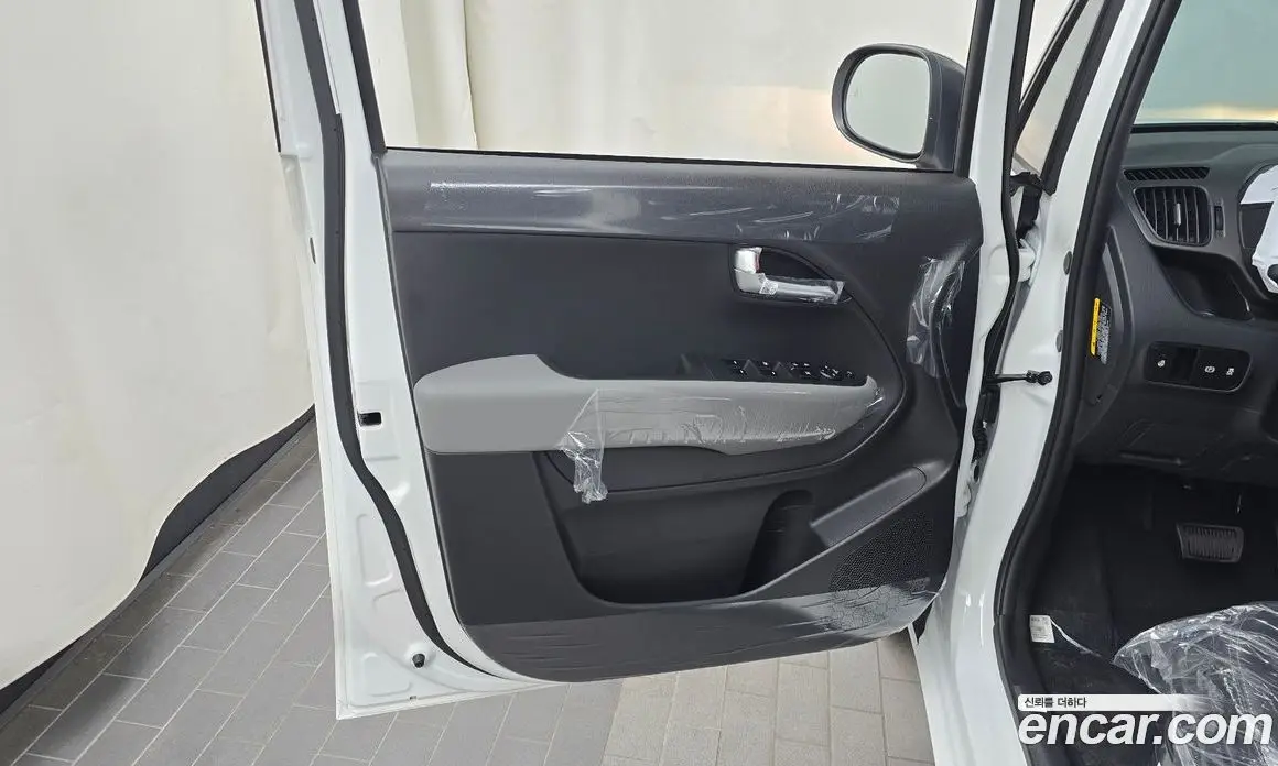Kia Ray 2026 1.0 автомат (гидро), фото 14 Kia Ray 2026 1.0 автомат (гидро), фото 14