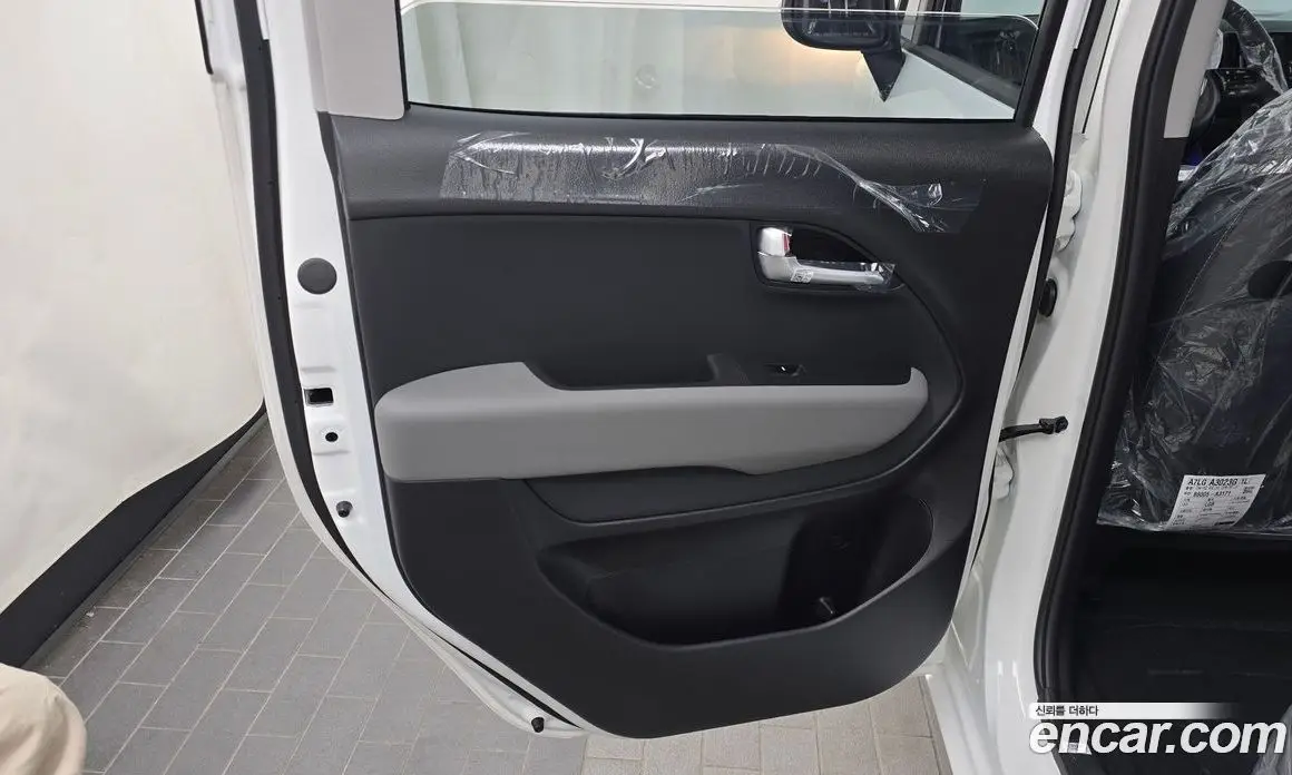 Kia Ray 2026 1.0 автомат (гидро), фото 15 Kia Ray 2026 1.0 автомат (гидро), фото 15