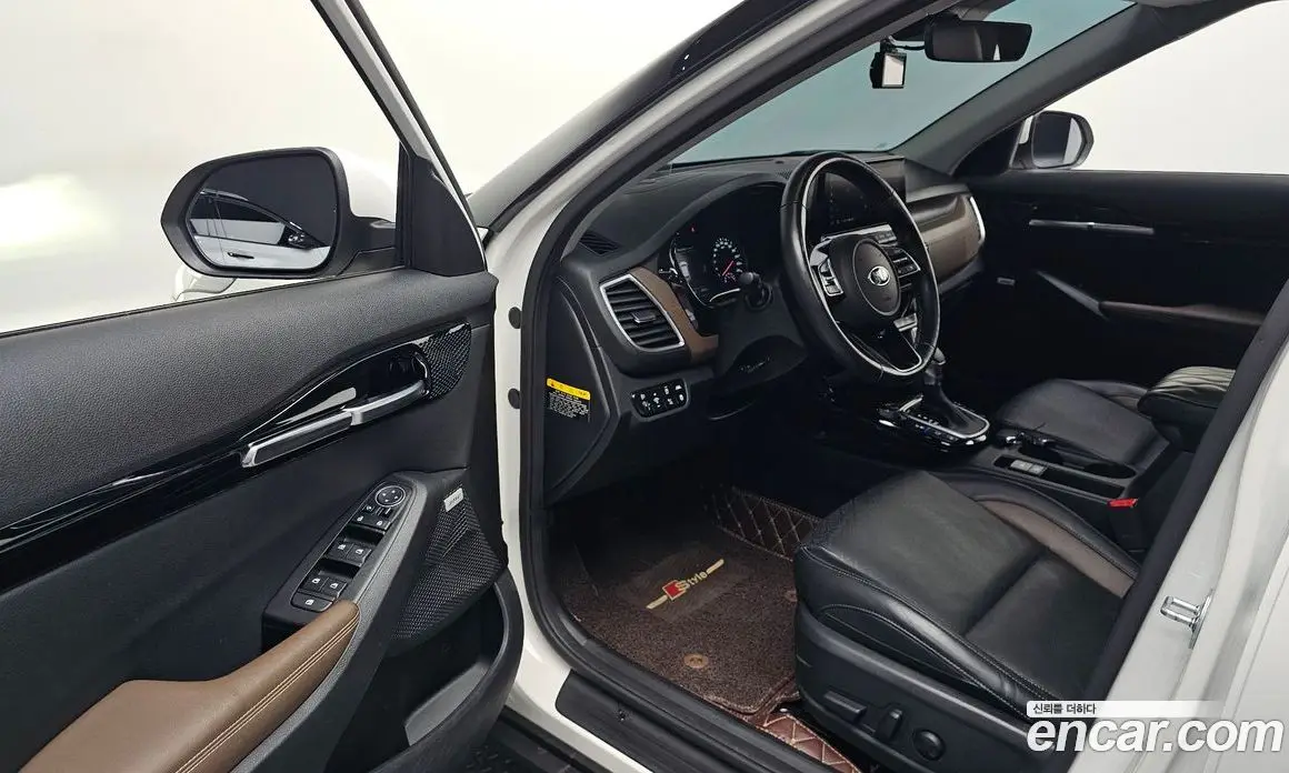 Kia Seltos 2019 1.6 автомат (гидро), фото 12 Kia Seltos 2019 1.6 автомат (гидро), фото 12
