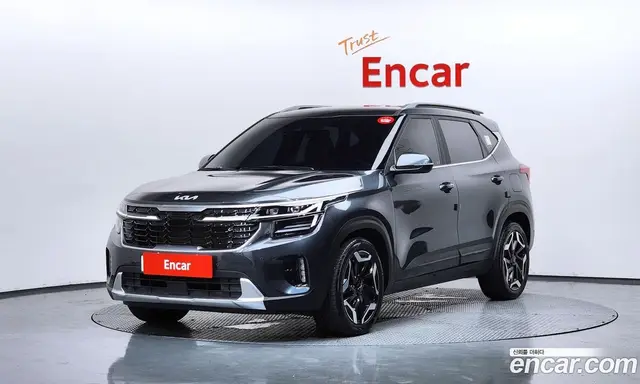 Kia Seltos 2023 2.0 автомат (гидро), миниатюра 1 Kia Seltos 2023 2.0 автомат (гидро), миниатюра 1