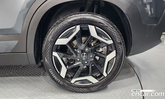 Kia Seltos 2023 2.0 автомат (гидро), миниатюра 7 Kia Seltos 2023 2.0 автомат (гидро), миниатюра 7